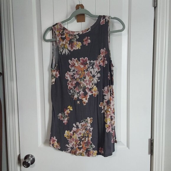 Tank top - Picture 2 of 2